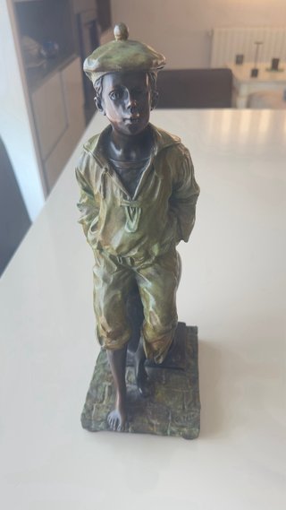 Niño marinero bronce antiguo Zarautz