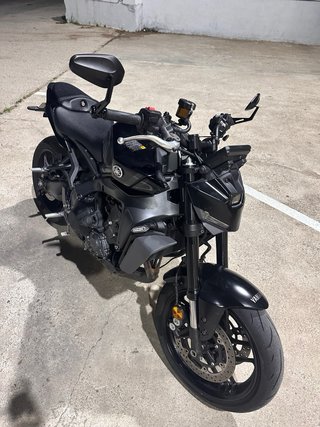 Yamaha MT-09 Y-AMT Automática
