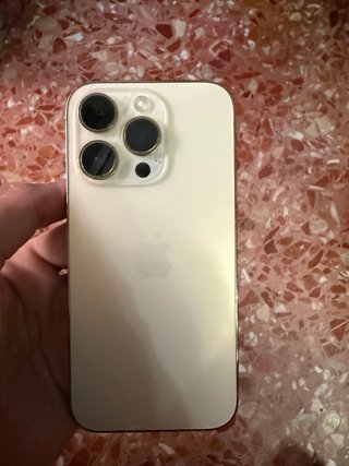 iPhone 14 Pro Dorado