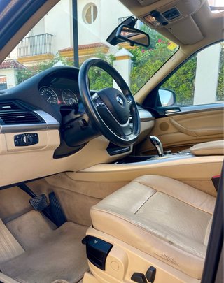 BMW X5 2011