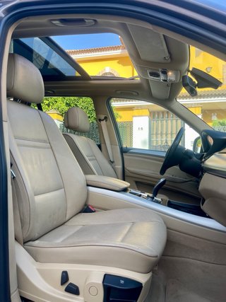 BMW X5 2011