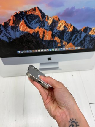 iPhone 16 Pro 128gb como nuevo