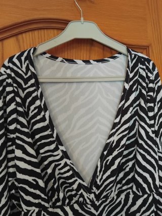 Vestido estampado cebra talla L