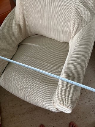 Sillón beige de tela
