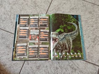 Álbum Jurassic World Día Cromocartas Oficial