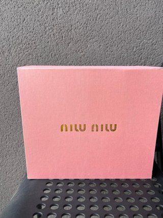 Capazo Miu Miu Beige