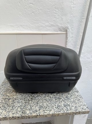 Maletero Givi para 2 cascos