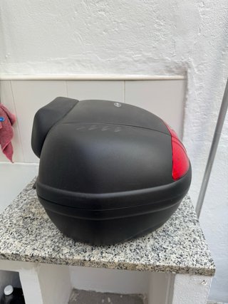 Maletero Givi para 2 cascos