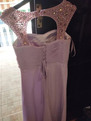 Vestido largo rosa y morado con pedrería