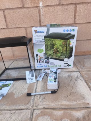 Pecera Superfish 25L con accesorios