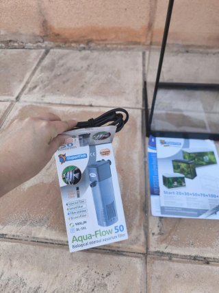 Pecera Superfish 25L con accesorios