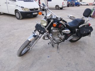Moto Cruiser 125cc Negra Manual