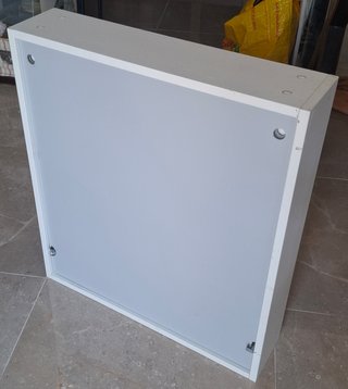 Armario de baño blanco