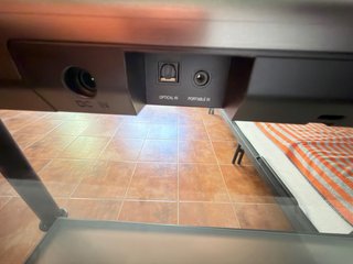 Barra de Sonido LG 320W Bluetooth + Subwoofer