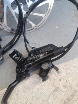 Frenos Hidráulicos SRAM Code RS
