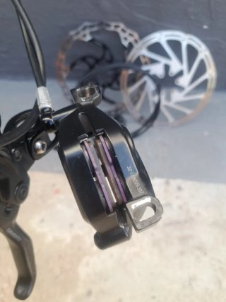 Frenos Hidráulicos SRAM Code RS