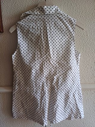Blusa lunares talla L