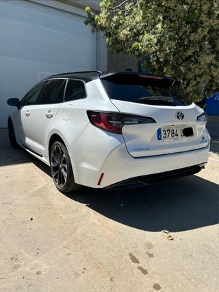TOYOTA Corolla 2.0 180H GRSPORT ECVT TOURING SPORT