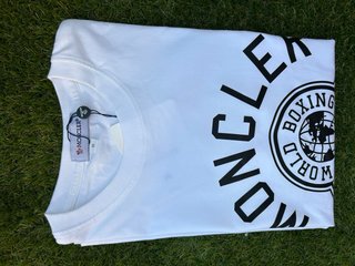 Camiseta joven blanca