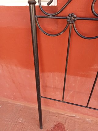 Cabecero de cama de hierro forjado