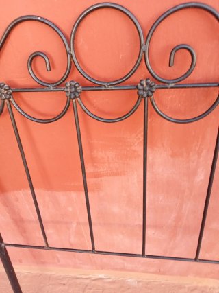 Cabecero de cama de hierro forjado