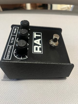 Pedal de distorsión RAT
