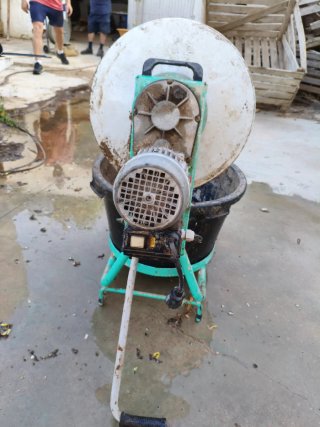 Mezcladora de cemento Pegolan