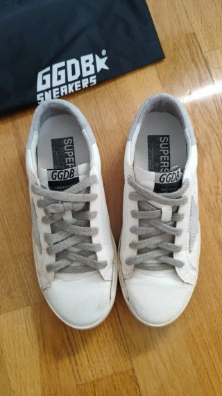 Zapatillas tipo Golden Goose Blancas y Plateadas