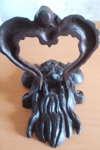 Llamadores de puerta y amarra caballos