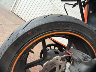 Kawasaki Z750 Naranja