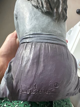 Figura porcelana mujer ELISA