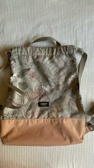 Mochila Larkson Beige y Rosa Estampada