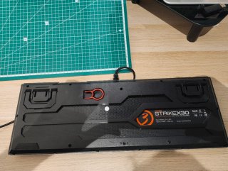 Teclado Mecánico Ozone Strike X30 RGB Azul