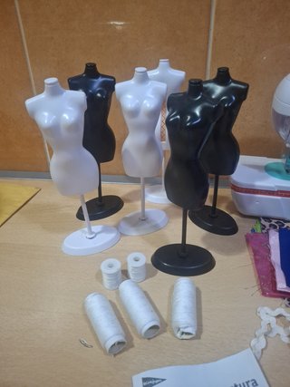 Máquina de coser infantil con accesorios