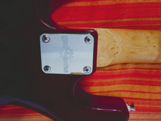 Guitarra Eléctrica Roja junior