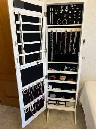 Silla de escritorio negra y beige