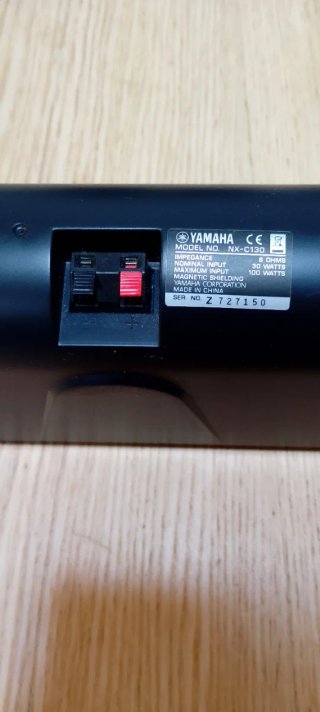 Subwoofer Yamaha + 5 altavoces satélites