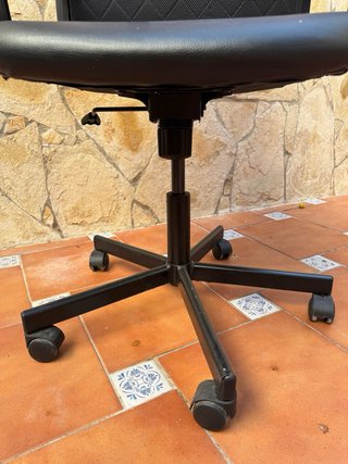 Silla giratoria escritorio Bomstad negro