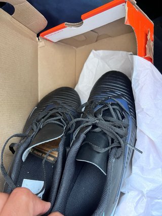 Botas de fútbol Nike Negras y Azules