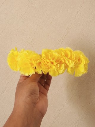 Ramillete Flamenca Claveles Amarillo