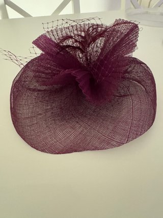 Tocado morado