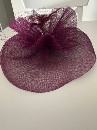 Tocado morado