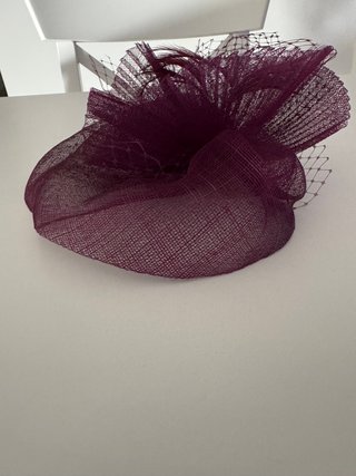 Tocado morado