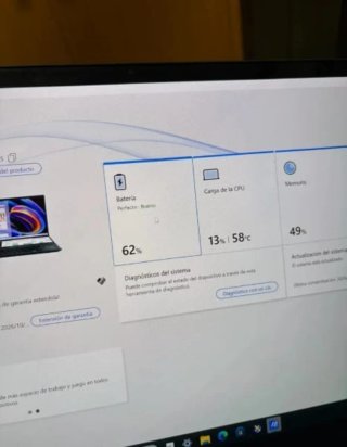 ASUS Zenbook Pro Duo 15 OLED UX582Z (Negociable)