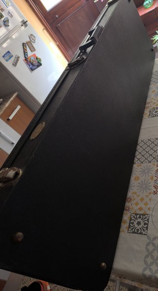 Squier Fender Jazz Bass + Estuche rígido