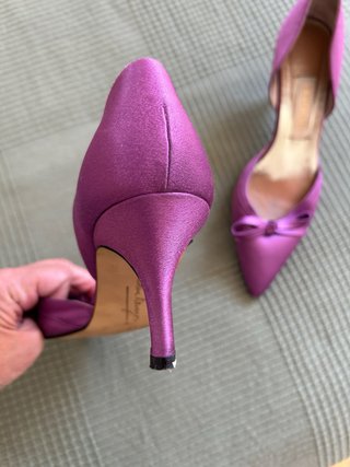Zapatos fiesta morados Pilar Burgos