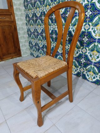 6 Sillas de Madera con Asiento de mimbre