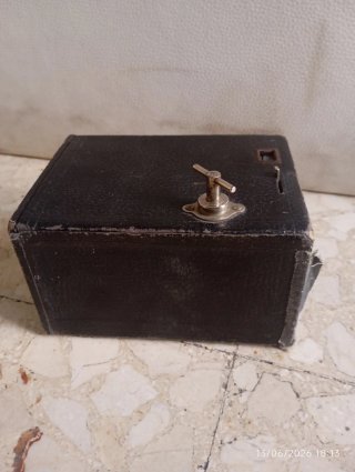 Cámara Kodak Brownie No. 2 Modelo D