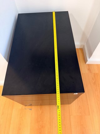 Cajonera metálica de oficina con ruedas