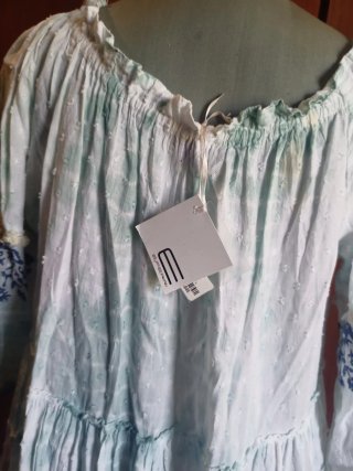 Vestido playero bordado talla L